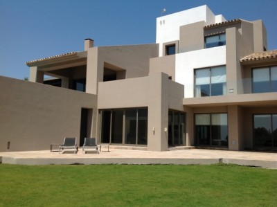 Modern Style Villa, Los Flamingos