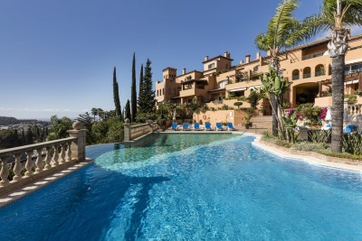 Nueva Andalucia, Marbella - Duplex apartment with amazing views in Los Belvederes