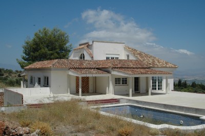Investering / villaproject te koop in Urb San Jorge, Alhaurin El Grande