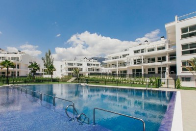 New development of 2 & 3 bedroom luxury apartments and penthouses close to Benahavis