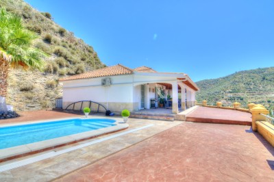 817113 - Country Home For sale in Arenas, Málaga, Spain