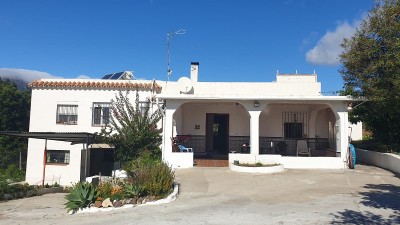 829754 - Villa For sale in Estepona, Málaga, Spain