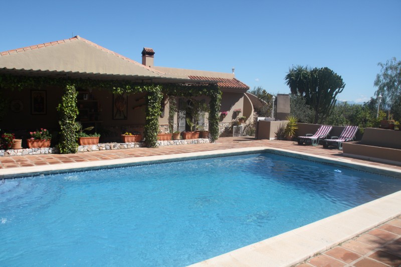 104 I sell my property finca 4600 sqm land with 2 houses and 2 apartments & swimming pool in Malaga Spain.JPG