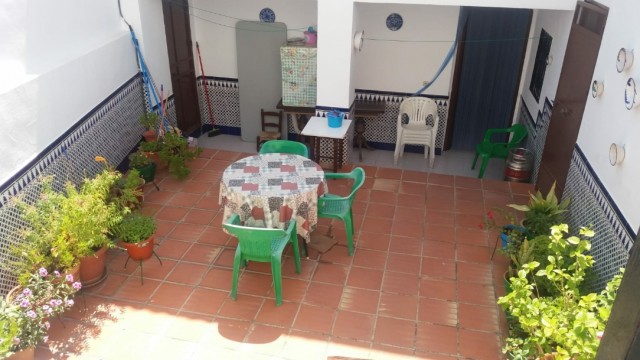 internal patio (c)