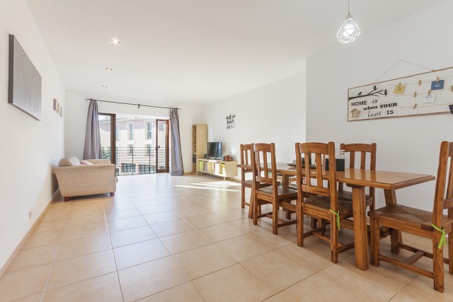 Centrally located and well appointed 3 bedroom apartment for sale in Puerto Pollensa