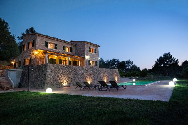 ALA50051 Impressive stone-clad country villa in elevated position with magnificent views near Alaró