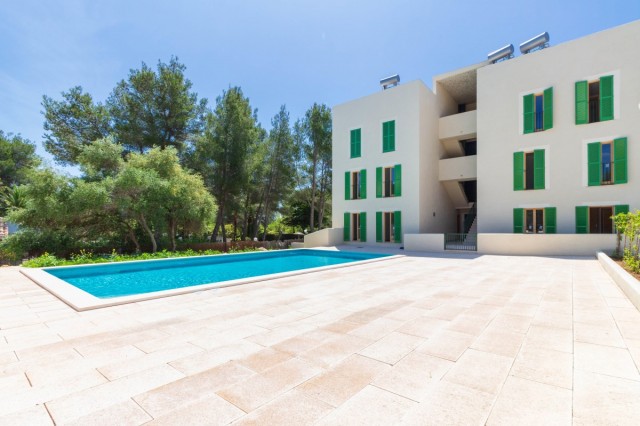 PTP11694RM Recently finished modern apartment with community pool in Puerto Pollensa