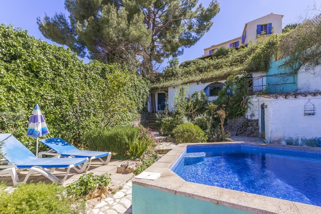 POL20223 Charming three bedroom town house with plenty of potential in Pollensa