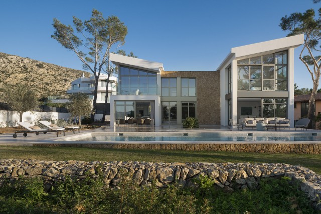 State-of-the-art villa in a peaceful and exclusive area of Bonaire near Alcúdia town