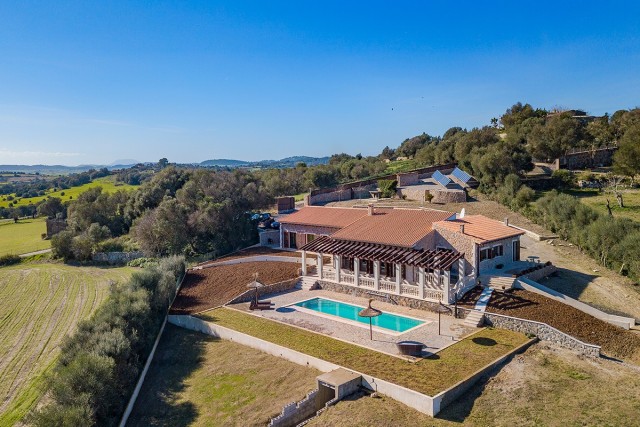 SAM52508 Country home on a huge plot with marvellous views of Santa Margalida