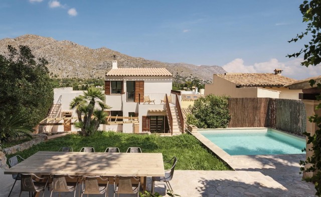 POL20273RM Unique 5 bedroom town house with private pool in Pollensa