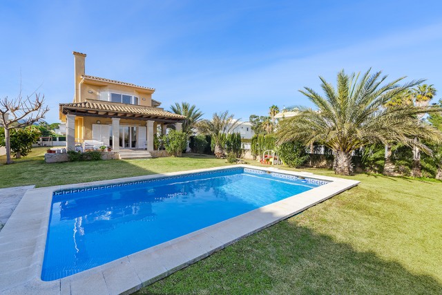 PTP4196 Amazing second line villa with pool near the lovely beach in Puerto Pollensa