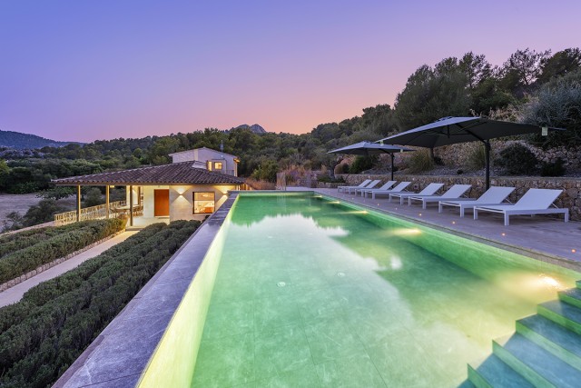 Luxury hillside finca with pool and fantastic views in Pollensa
