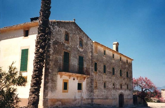 ALG5VP001 Historical mansion for sale from the 13th century near Algaida, Randa