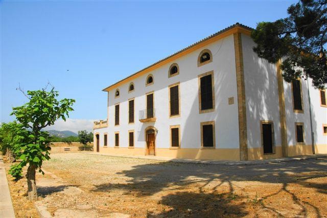 SAR4VP15350 Traditional Finca for sale and a good business opportunity close to Palma, Son Sardina