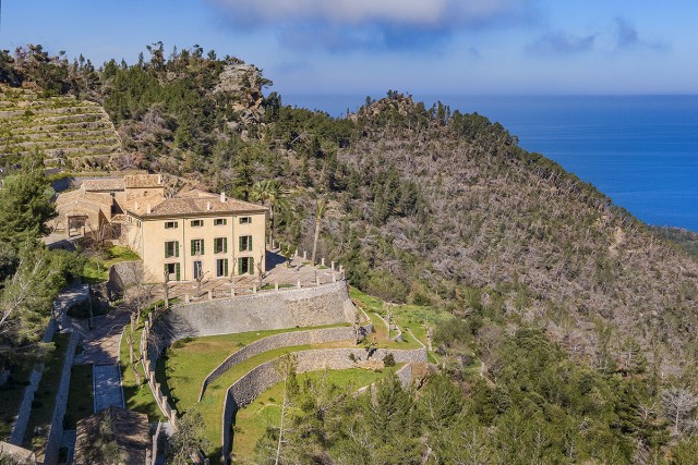 Country Estate on a huge plot with private sea access near Esporles and Banyalbufar
