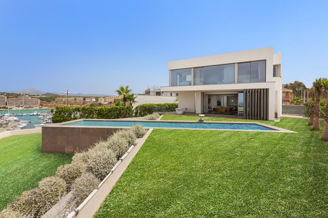 SWONSP4513 Fantastic, brand-new villa with spectacular sea views in Port Adriano