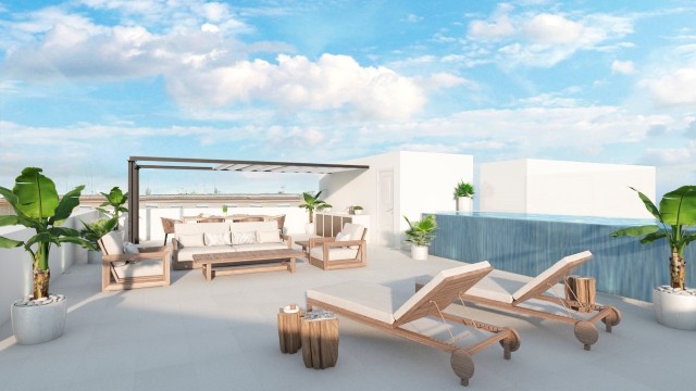 Duplex with amazing roof terrace with pool in a prestigious district of Palma
