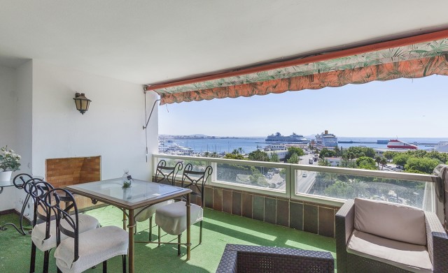 Apartment with magnificent views of the bay of Palma and the cathedral