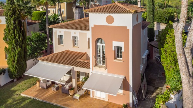 Mediterranean style house near the golf club in Santa Ponsa