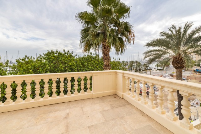 SWOPAL10304 Completely renovated flat in the Paseo Maritimo of Palma with spectacular sea views