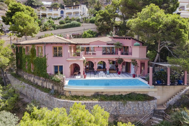 Glorious villa with sea views, a pool, gym  and spa in Puerto Andratx