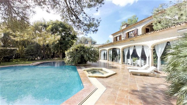 FEL40662ETV Fabulous country finca with private pool, rental license and gardens close to the town Felanitx