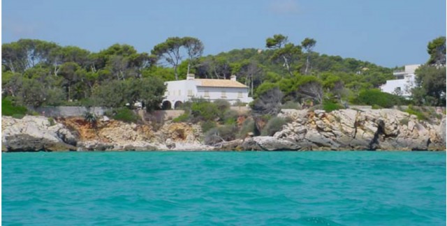 ART4CAR4687 Frontline Mediterranean villa with beach access and fantastic views in Mallorca