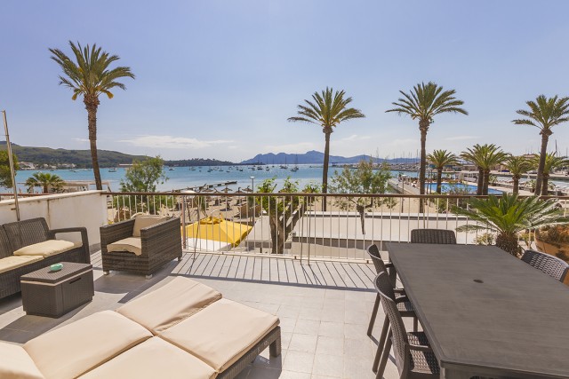 PTP11893 Spacious frontline apartment with amazing sea views in Puerto Pollensa