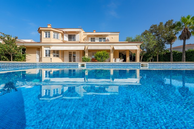 LLU40760ETV 5 bedroom villa with rental license and sea views close to Maioris Golf in Sa Torré, Llucmajor