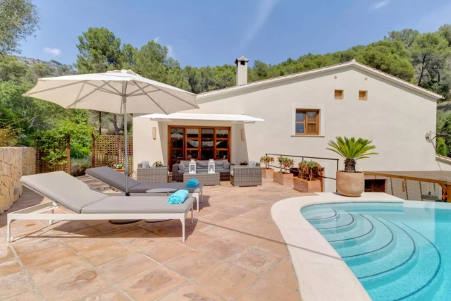 SWOCAL52828 Peaceful 5-bedroom retreat with mountain views near the village Calvià