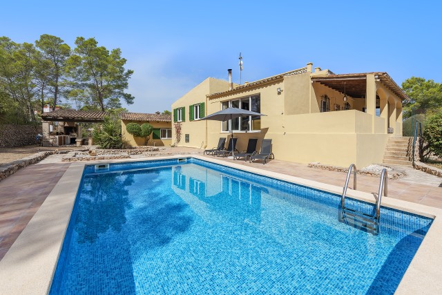 ALG52833PAL4 Lovely 5 bedroom country villa with guest house and summer kitchen between Palma and Algaida