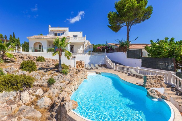 SWONSP40689ARM 4-Bedroom sea view villa with guest apartment in a peaceful area of Santa Ponsa