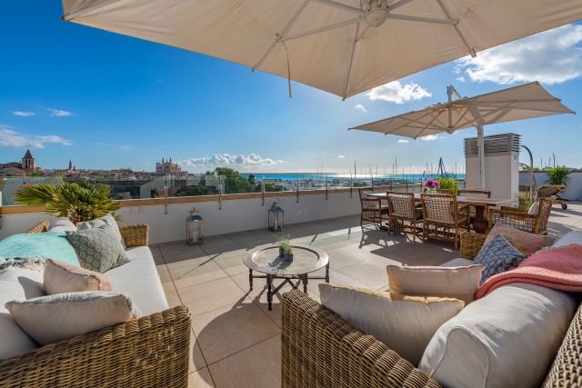 PAL11948 Amazing 3 bedroom penthouse with lots of space and a privileged possition in the heart of Palma, Mallorca