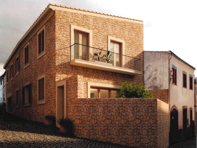 SWOLLI2280 Contemporary 4 bedroom house with patio in the centre of Llubí