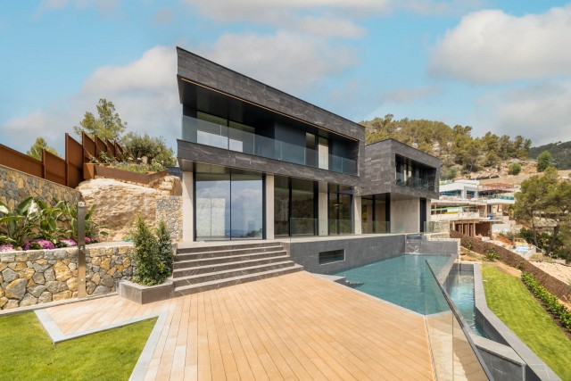 SWOSOV40734 State-of-the-art villa with infinity pool and amazing views in Son Vida, Palma