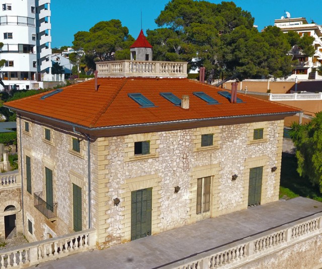 SWOPAL40081 Partially renovated mansion on large plot with option to divide in Palma