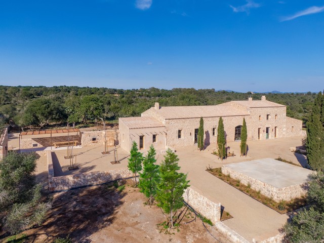 MAN52876 Top quality country retreat on a huge private plot near Cala Varques, Manacor