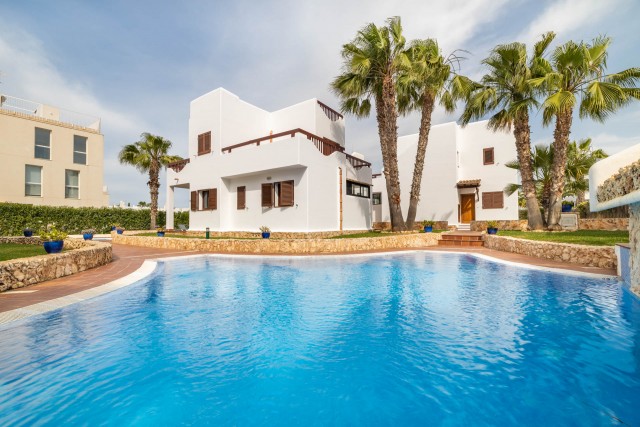 CAD40788CAD2ETV 5 Bedroom villa with rental license and community pools on a nice complex in Cala Egos, Santanyí