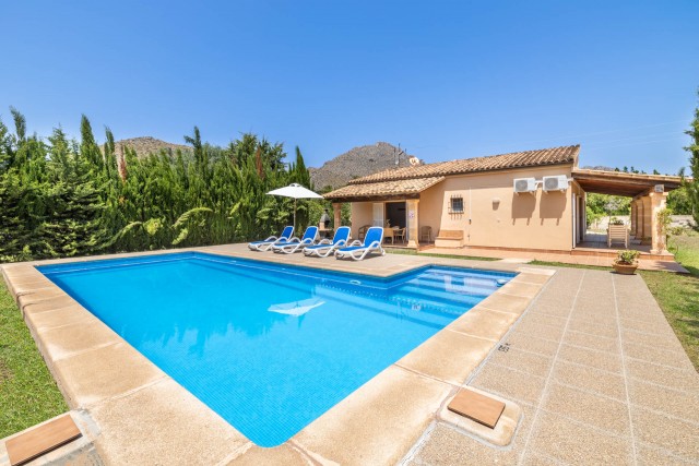 Charming villa with rental license, private pool and convenient location in Puerto Pollensa