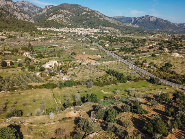 Potential investment opportunity: Building plot with mountain views in Selva