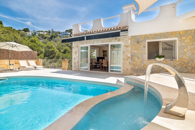 SWOCDB40786 Elevated 4 bedroom villa with pool and garage parking in Costa d´en Blanes