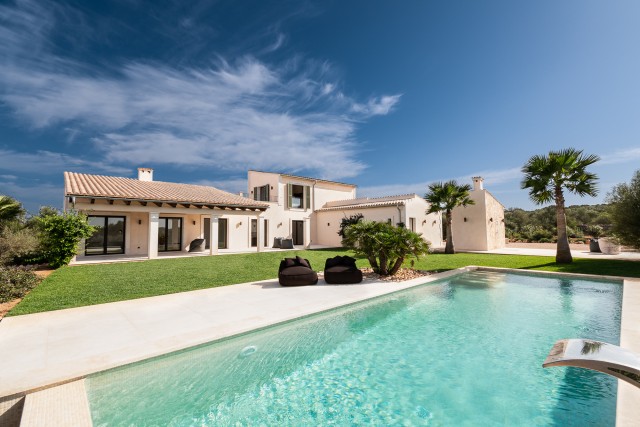 SWOSES5242 Stylish finca with pool, high-tech design, and fantastic views in Ses Salines