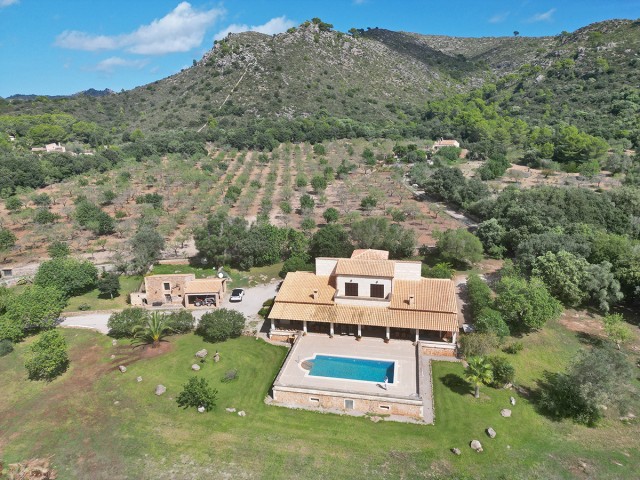 ART52999GOP Unique family country villa with 2 residences and lovely views in a peaceful area of Artà