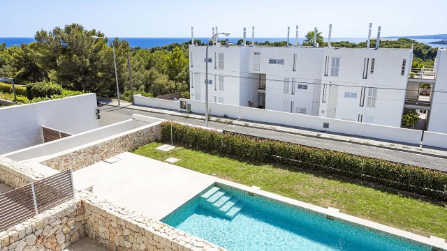 New and modern apartment with community pool in Bonanova, Palma