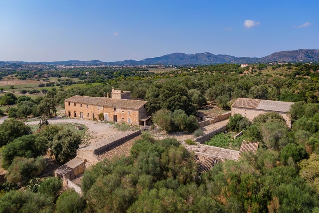 Country finca with lots of privacy only minutes from Sant Llorenç