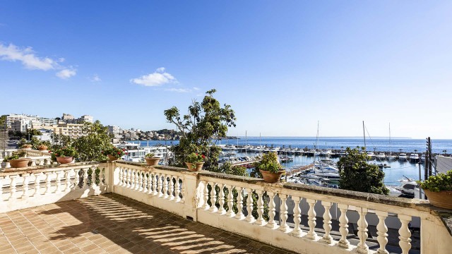 SWOPAL2215 Magnificent house with guest apartment and sea views in Sant Agustí, Palma