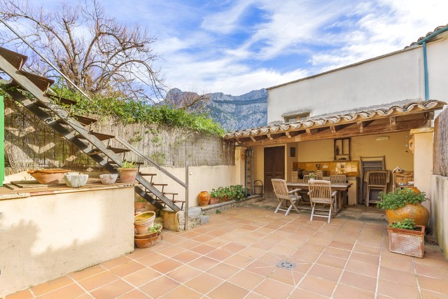 SOL20346 Charming townhouse with fantastic views in the centre of Sóller