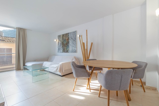 POL11828 Village apartment with 2 balconies and contemporary design in Pollensa