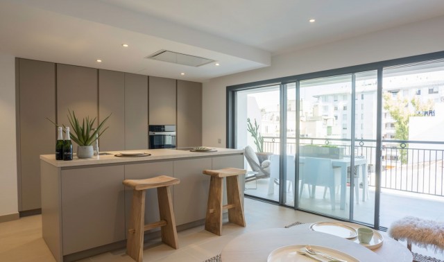 SWOPAL10276B Modern penthouse apartment on a new development, close to the marina in Palma